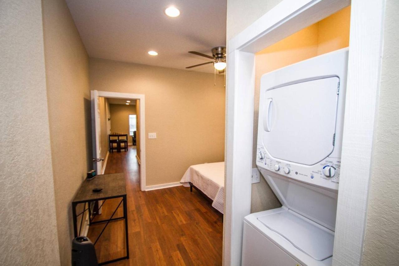 Hackberry St #A Renovated 2Br/2Ba Near Downtown Apartment San Antonio Exterior photo